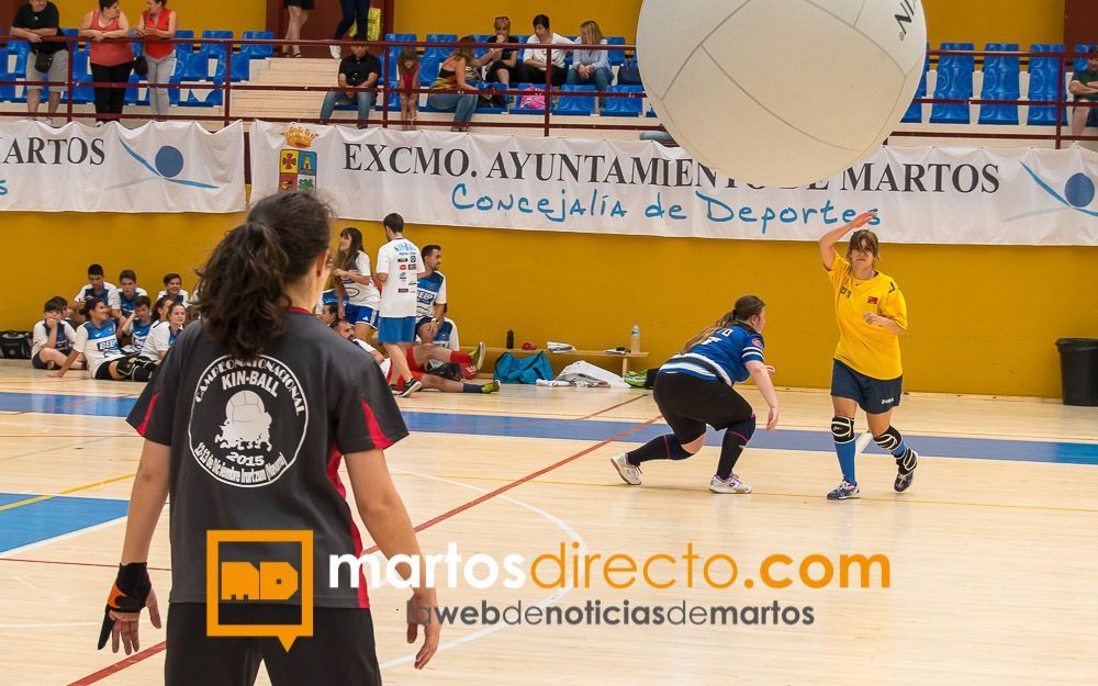 La Selección Española de Kin Ball entrena en Martos